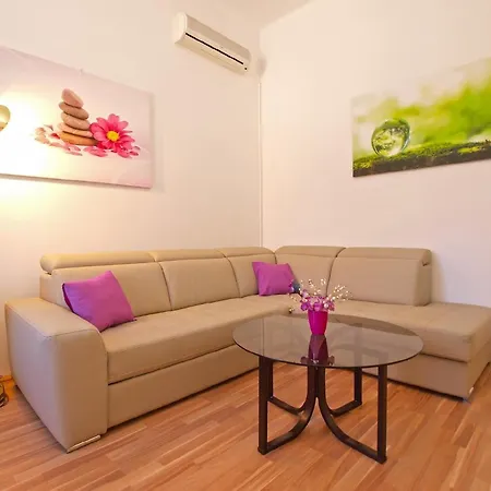 Apartamento Fuer 4 Personen Ca 60 Qm In Rabac, Istrien Bucht Von Rabac